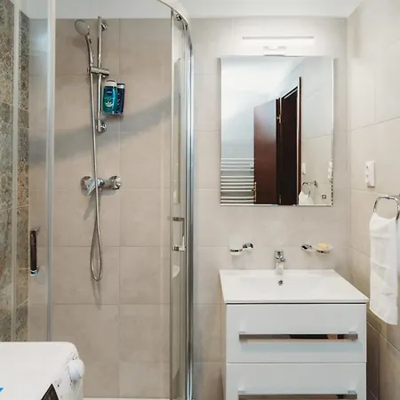 Apartment Loft In Old Town - Ac & Netflix Košice