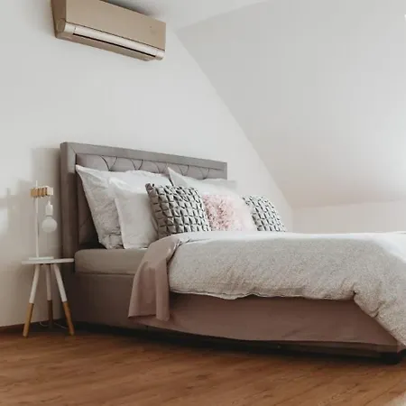 Loft In Old Town - Ac & Netflix